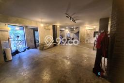 Ruko untuk Disewa di Pusat Jakarta Selatan Luas Bangunan 950m2 Ruko untuk Disewa di Pusat Jakarta Selatan Luas Bangunan 950m2