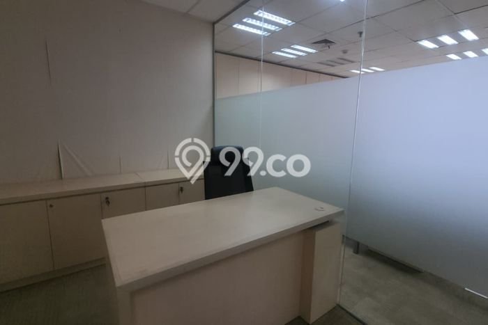 Kantor Disewa di Jakarta Selatan dengan LB 297m2 Area Komersial Ramai Kantor Disewa di Jakarta Selatan dengan LB 297m2 Area Komersial Ramai