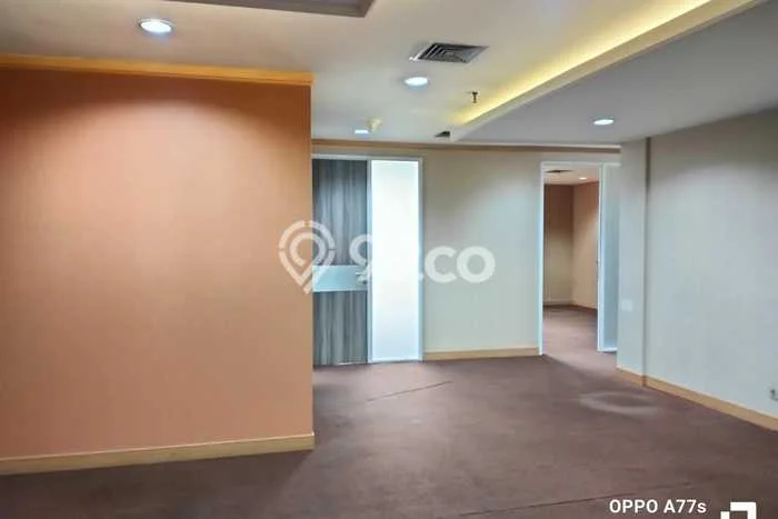 Unit Kantor Tersedia di Sudirman Spesifikasi LB 162m2 Unit Kantor Tersedia di Sudirman Spesifikasi LB 162m2