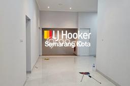 Dijual Cepat Rumah Favorit Siap Huni LB 110m2 di Semarang Utara, Semarang Dijual Cepat Rumah Favorit Siap Huni LB 110m2 di Semarang Utara, Semarang
