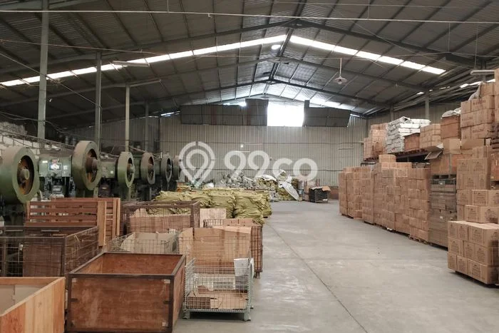 Gudang disewakan lokasi strategis Ngaliyan Semarang 3000m2 Gudang disewakan lokasi strategis Ngaliyan Semarang 3000m2