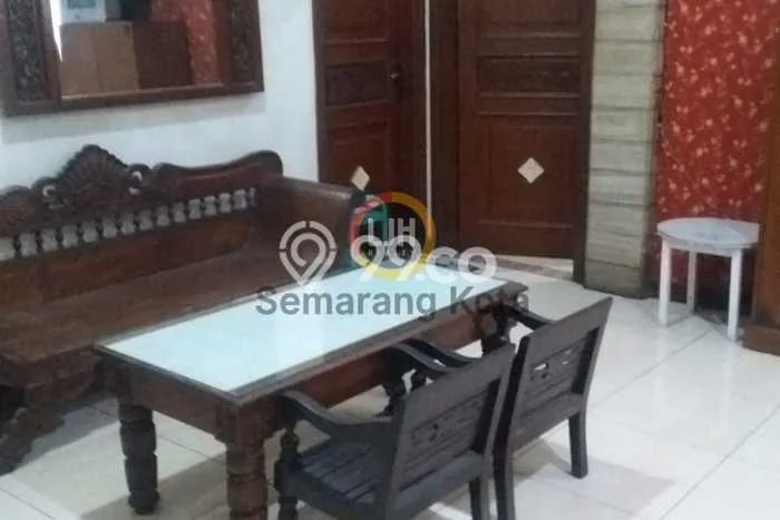 Unit Kost Dijual di Semarang Tengah dengan 10 Kamar Tidur & Luas Bangunan 280m2 Unit Kost Dijual di Semarang Tengah dengan 10 Kamar Tidur & Luas Bangunan 280m2