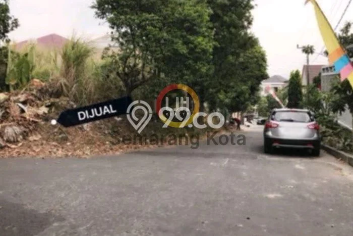 Kavling Tanah untuk Dijual di Bukit Sari, Semarang, Luas 888m2 Kavling Tanah untuk Dijual di Bukit Sari, Semarang, Luas 888m2