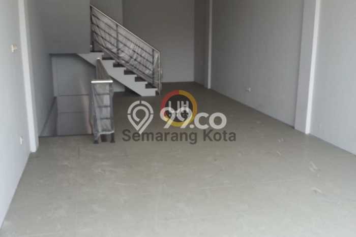 Ruko Disewakan di Area Ramai Gajah Mungkur, Semarang Ruko Disewakan di Area Ramai Gajah Mungkur, Semarang