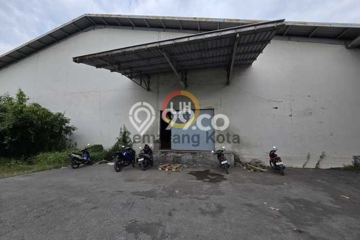 For Rent Gudang Strategis di Semarang Utara, Luas 5600m², Area Bisnis, Akses Mudah For Rent Gudang Strategis di Semarang Utara, Luas 5600m², Area Bisnis, Akses Mudah