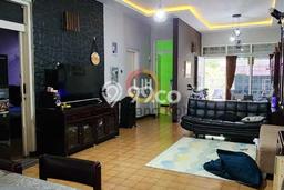 Dijual Rumah 8 Kamar Lokasi Ideal Nyaman dan Strategis di Banyumanik Dijual Rumah 8 Kamar Lokasi Ideal Nyaman dan Strategis di Banyumanik