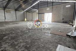 Disewakan Gudang komersial di Ngaliyan luas bangunan 1300m2 Disewakan Gudang komersial di Ngaliyan luas bangunan 1300m2