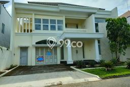 Jual Rumah Luas Elegan Dengan View Cantik di Sentul City, Bogor Jual Rumah Luas Elegan Dengan View Cantik di Sentul City, Bogor