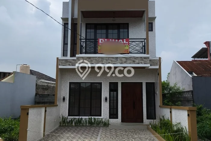 Rumah Luas Asri 4 KT Siap Huni di Sentul City Bogor Rumah Luas Asri 4 KT Siap Huni di Sentul City Bogor