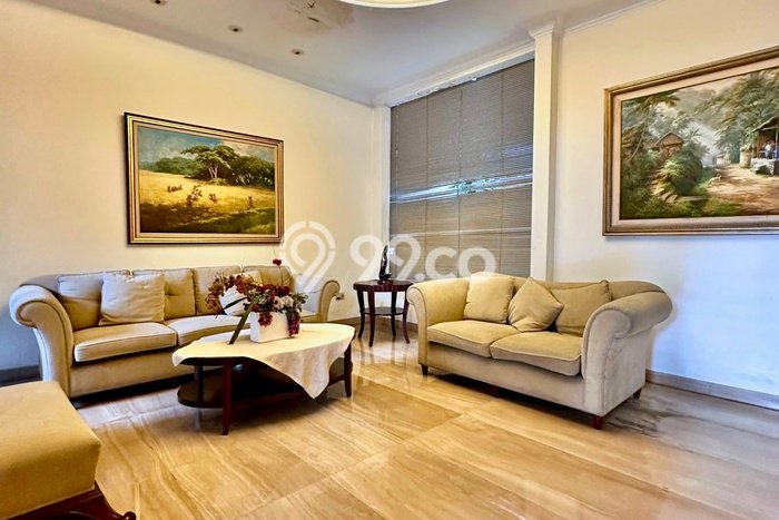 Rumah Eksklusif Siap Huni LT 527m2 di Menteng, Jakarta Pusat Rumah Eksklusif Siap Huni LT 527m2 di Menteng, Jakarta Pusat