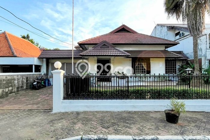 Hot Offer Hunian Mewah Ideal dan Luas di Menteng, Jakarta Pusat Hot Offer Hunian Mewah Ideal dan Luas di Menteng, Jakarta Pusat