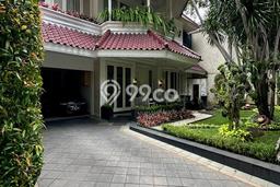 For Sale! Luxury House LT 585m2 Desain Elegan di Pondok Indah For Sale! Luxury House LT 585m2 Desain Elegan di Pondok Indah