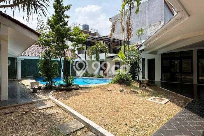 For Sale Rumah Mewah Exclusive di Menteng, Jakarta Pusat For Sale Rumah Mewah Exclusive di Menteng, Jakarta Pusat