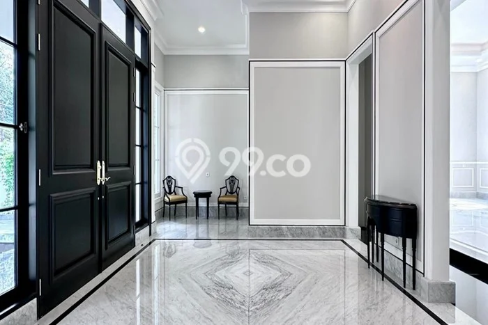 Hunian Mewah Dijual LT 879m2 di Menteng, Jakarta Pusat Hunian Mewah Dijual LT 879m2 di Menteng, Jakarta Pusat
