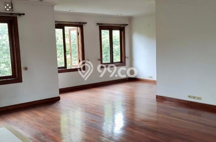 Rumah Luxury di Jakarta Selatan Strategis Kondisi Terawat Rumah Luxury di Jakarta Selatan Strategis Kondisi Terawat