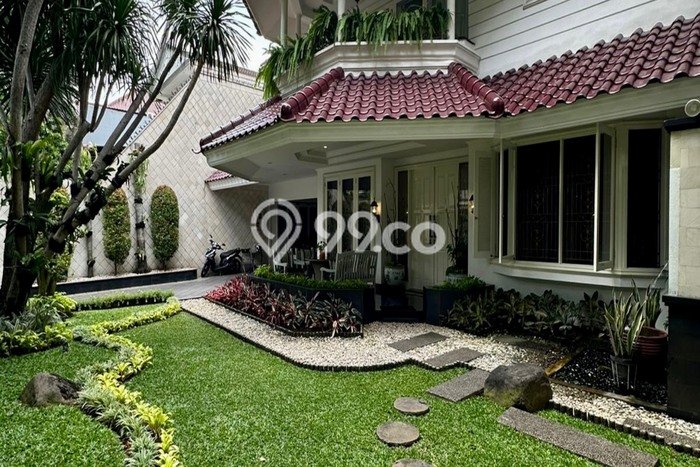 For Sale! Luxury House LT 585m2 Desain Elegan di Pondok Indah For Sale! Luxury House LT 585m2 Desain Elegan di Pondok Indah