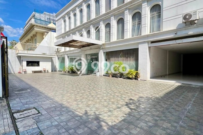FOR SALE! Kantor di Kebayoran Baru Jakarta Selatan, LT 778m2, LB 1000m2 FOR SALE! Kantor di Kebayoran Baru Jakarta Selatan, LT 778m2, LB 1000m2