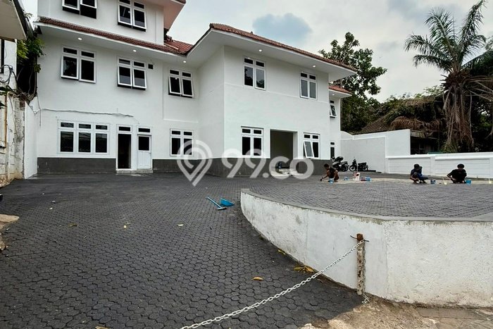 Kantor Dijual di Menteng Jakarta Pusat dengan Luas Bangunan 1000m2 Kantor Dijual di Menteng Jakarta Pusat dengan Luas Bangunan 1000m2