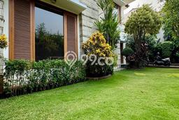 Dijual Rumah Luas Elegan Dengan View Eksklusif di Kemang, Jakarta Selatan Dijual Rumah Luas Elegan Dengan View Eksklusif di Kemang, Jakarta Selatan