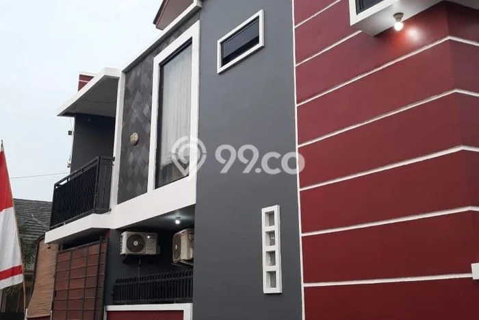GOOD DEAL! Rumah Strategis di , LT 250m2m² Bangunan 300m2m² GOOD DEAL! Rumah Strategis di , LT 250m2m² Bangunan 300m2m²