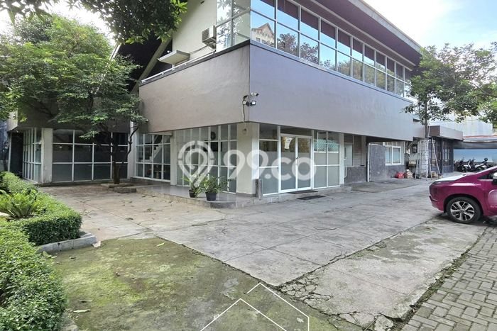 Unit Komersial Dijual di Kebayoran Baru Jakarta Selatan Luas Tanah 1065m2, Luas Bangunan 500m2 Unit Komersial Dijual di Kebayoran Baru Jakarta Selatan Luas Tanah 1065m2, Luas Bangunan 500m2
