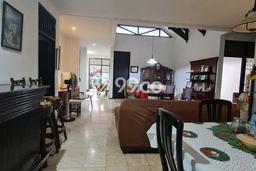 Rumah di Rempoa, Tangerang, Luas 369m² Bangunan 197m² Rumah di Rempoa, Tangerang, Luas 369m² Bangunan 197m²