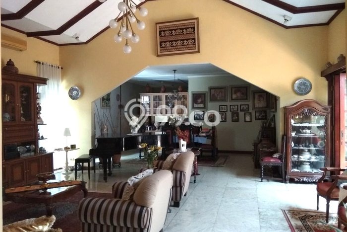 Komersial Dijual di Jakarta Selatan LT 700m2 & LB 250m2 Lokasi Terbaik! Komersial Dijual di Jakarta Selatan LT 700m2 & LB 250m2 Lokasi Terbaik!