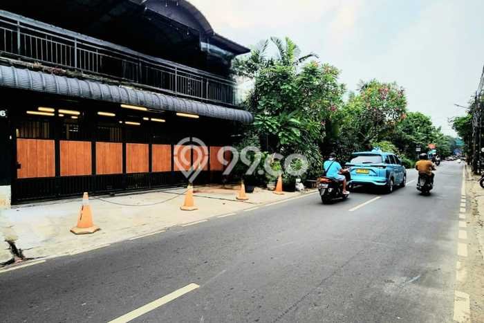 Komersial Bagus LT 230m2 LB 600m2 Dijual di Jati Padang Jakarta Selatan Komersial Bagus LT 230m2 LB 600m2 Dijual di Jati Padang Jakarta Selatan