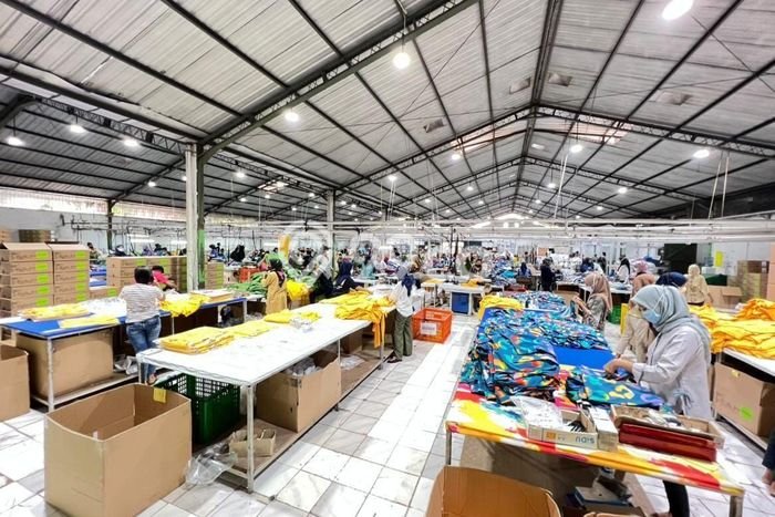 Dijual Gudang Area Komersial Kawasan Gunung Sindur, Luas 1800m2m², Jalan Utama Dijual Gudang Area Komersial Kawasan Gunung Sindur, Luas 1800m2m², Jalan Utama