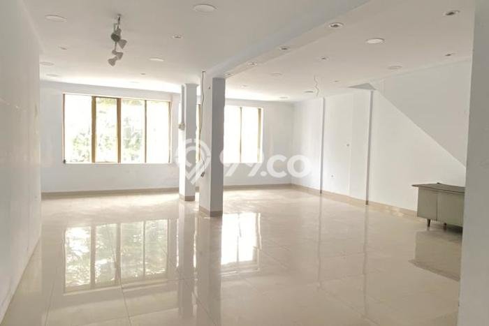 Dijual Rumah Premium dengan Fasilitas Sekitar Lengkap di Bekasi Barat, Bekasi Dijual Rumah Premium dengan Fasilitas Sekitar Lengkap di Bekasi Barat, Bekasi