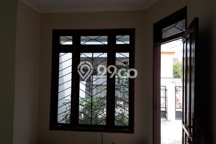 For Sale Rumah 4 Kamar Lokasi Strategis Nyaman dan Strategis di Medan Satria For Sale Rumah 4 Kamar Lokasi Strategis Nyaman dan Strategis di Medan Satria