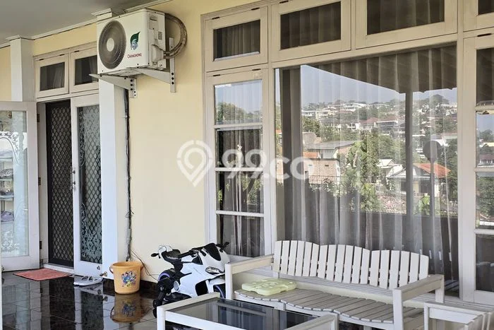 Siap Huni Hunian Elit 6 Kamar di Candisari Dekat ke Mana Pun Siap Huni Hunian Elit 6 Kamar di Candisari Dekat ke Mana Pun
