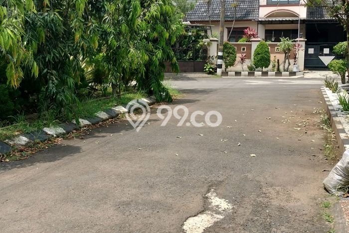 Hunian Cantik Minimalis Lb 90m2 di Banyumanik, Semarang Hunian Cantik Minimalis Lb 90m2 di Banyumanik, Semarang