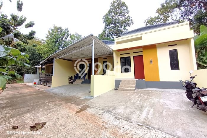Rumah Minimalis Dijual di Banyumanik 3 Kamar dengan LT 90m2 Rumah Minimalis Dijual di Banyumanik 3 Kamar dengan LT 90m2