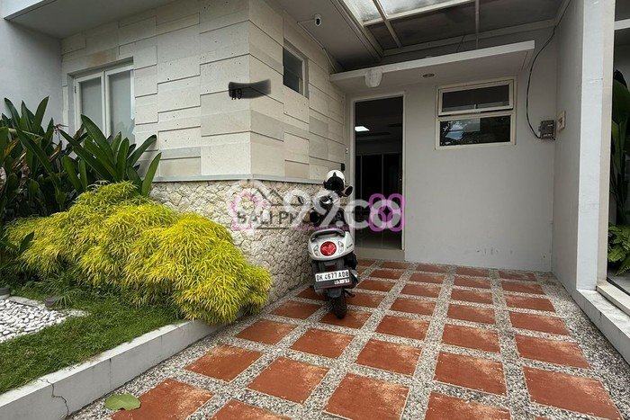 Rumah Minimalis 2 KT di Kerobokan Badung Full Furnished Rumah Minimalis 2 KT di Kerobokan Badung Full Furnished