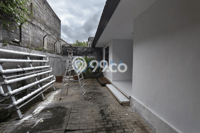 Disewakan! Rumah 4 Kamar Tidur &
3 Kamar Mandi di Panjer, Denpasar Disewakan! Rumah 4 Kamar Tidur &
3 Kamar Mandi di Panjer, Denpasar