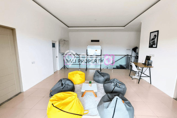 Ready to Use! Premium House LT 125m2 Desain Elegan di Kerobokan Kaja Ready to Use! Premium House LT 125m2 Desain Elegan di Kerobokan Kaja
