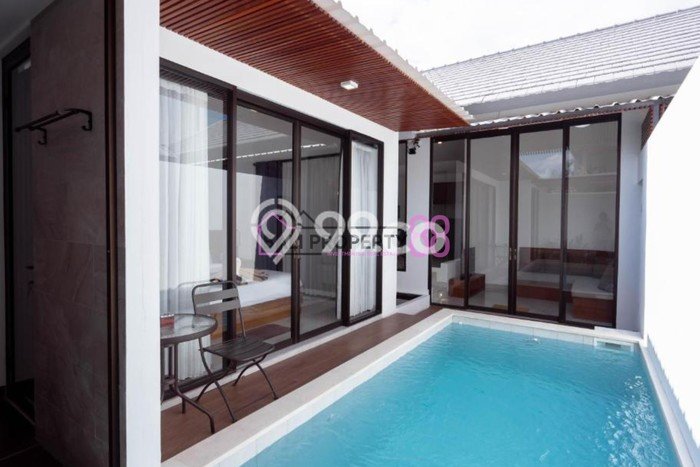 Hunian Elit LB 120m2 Siap Pakai Desain Elegan di Kerobokan, Badung Hunian Elit LB 120m2 Siap Pakai Desain Elegan di Kerobokan, Badung