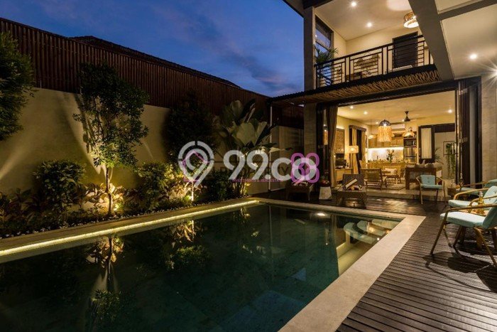 Jual Rumah Luas Megah Dengan View Eksklusif di Kerobokan, Badung Jual Rumah Luas Megah Dengan View Eksklusif di Kerobokan, Badung