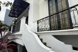 Rumah Mewah LB 800m2 Siap Huni Desain Elegan di Cipete, Jakarta Selatan Rumah Mewah LB 800m2 Siap Huni Desain Elegan di Cipete, Jakarta Selatan