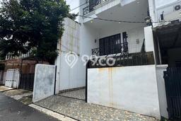 For Sale! Luxury House LT 120m2 Desain Modern di Pondok Indah For Sale! Luxury House LT 120m2 Desain Modern di Pondok Indah