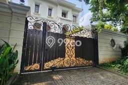Jual Rumah Mewah Elegan Dengan View Cantik di Pondok Indah, Jakarta Selatan Jual Rumah Mewah Elegan Dengan View Cantik di Pondok Indah, Jakarta Selatan