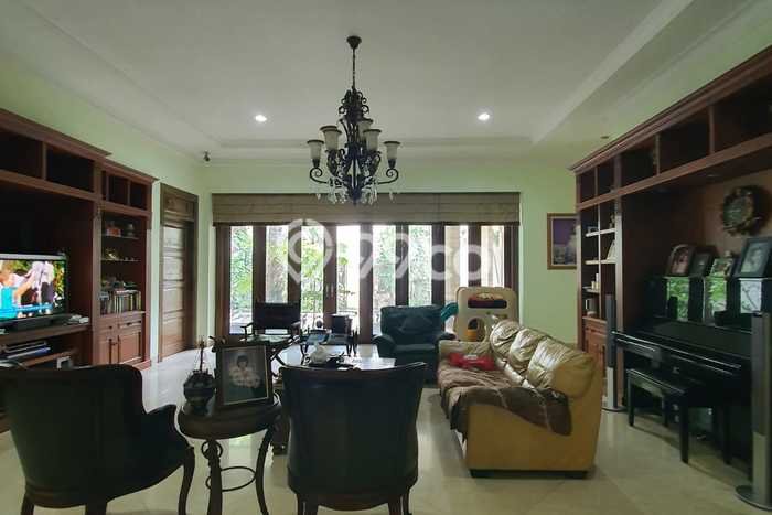 Rumah Luxury Modern Siap Huni di Pondok Indah Jakarta Selatan Rumah Luxury Modern Siap Huni di Pondok Indah Jakarta Selatan