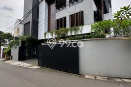 For Sale! Premium House LT 210m2 Desain Modern di Pejaten For Sale! Premium House LT 210m2 Desain Modern di Pejaten