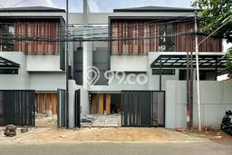 Rumah Mewah LB 510m2 Siap Pakai Desain Elegan di Kemang, Jakarta Selatan Rumah Mewah LB 510m2 Siap Pakai Desain Elegan di Kemang, Jakarta Selatan