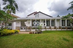 Rumah Elit LB 600m2 Siap Pakai Desain Elegan di Pondok Indah, Jakarta Selatan Rumah Elit LB 600m2 Siap Pakai Desain Elegan di Pondok Indah, Jakarta Selatan