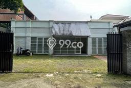 Siap Huni Rumah Mewah 3 Kamar di Kebayoran Baru Dekat ke Mana Saja Siap Huni Rumah Mewah 3 Kamar di Kebayoran Baru Dekat ke Mana Saja