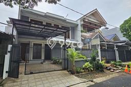Hunian Mewah LB 200m2 Siap Pakai Desain Elegan di Pondok Indah, Jakarta Selatan Hunian Mewah LB 200m2 Siap Pakai Desain Elegan di Pondok Indah, Jakarta Selatan