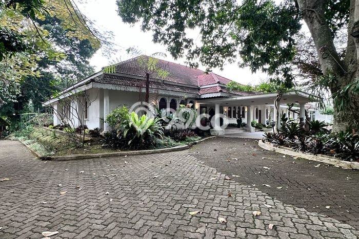 Hotel di Coblong, Luas 4352m2m², Lokasi Berkembang Hotel di Coblong, Luas 4352m2m², Lokasi Berkembang