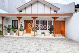 Siap Huni Rumah Mewah 4 Kamar di Kebayoran Baru Dekat ke Mana Pun Siap Huni Rumah Mewah 4 Kamar di Kebayoran Baru Dekat ke Mana Pun